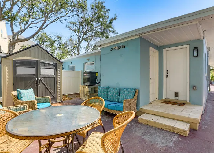 Indian Rocks Beach Duplex, Close To Beaches!