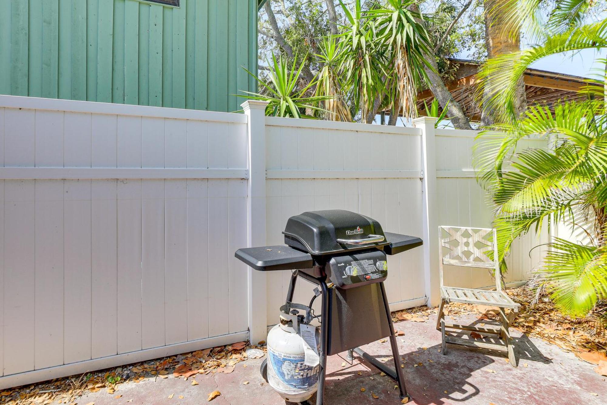 Indian Rocks Duplex, Close To Beaches! *