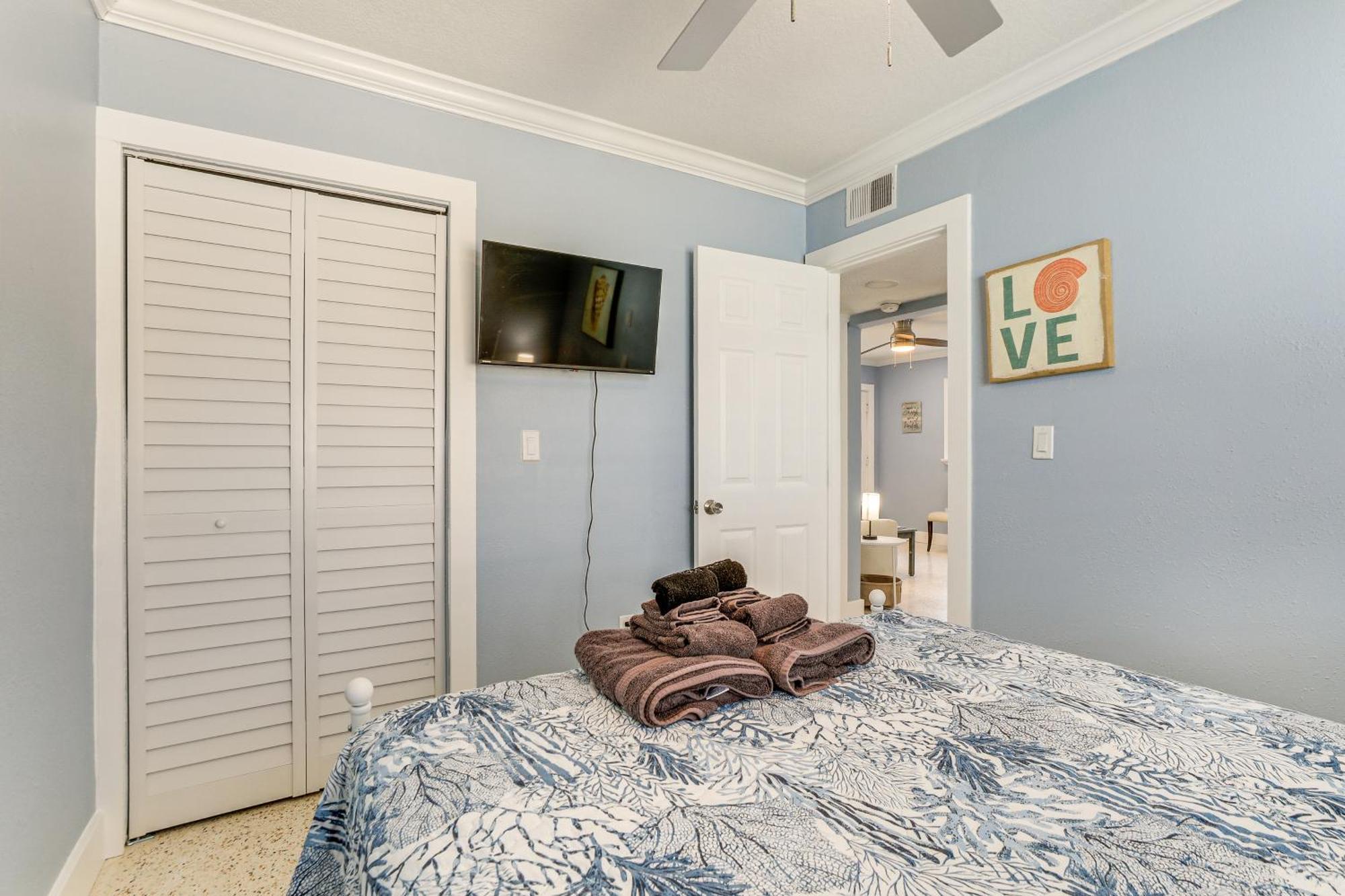 Indian Rocks Duplex, Close To Beaches! Clearwater Beach